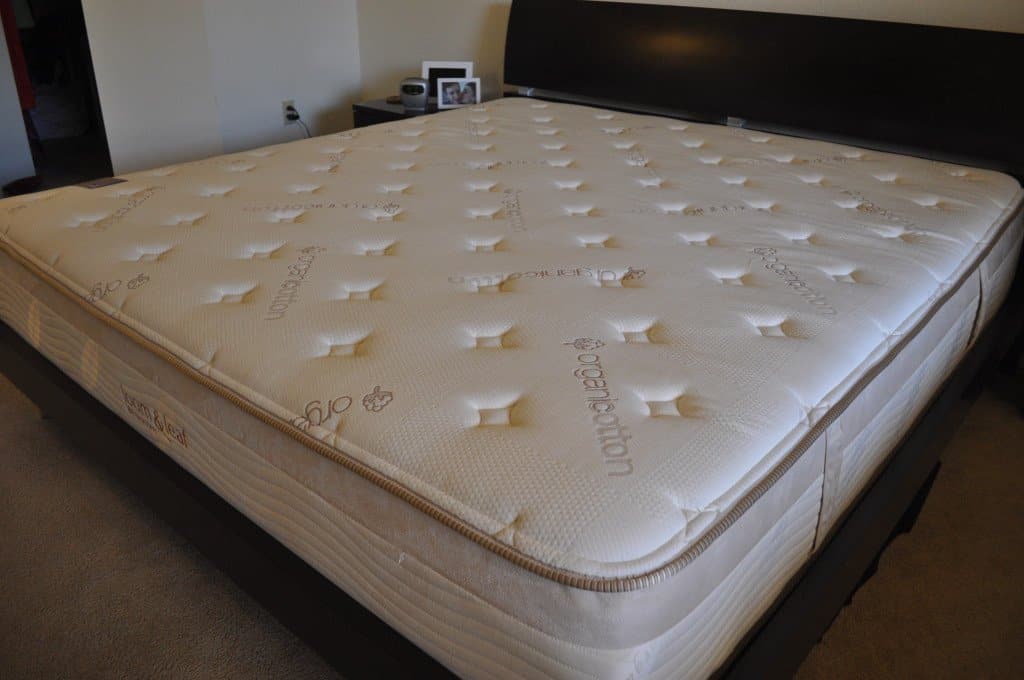 queen size loom and leaf memory foam mattress