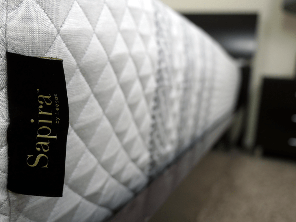 Close up shot of the Sapira mattress logo