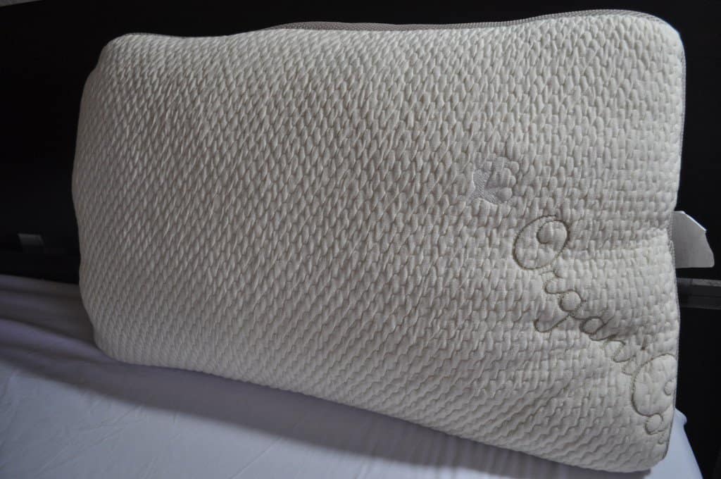 nest easy breather natural latex pillow