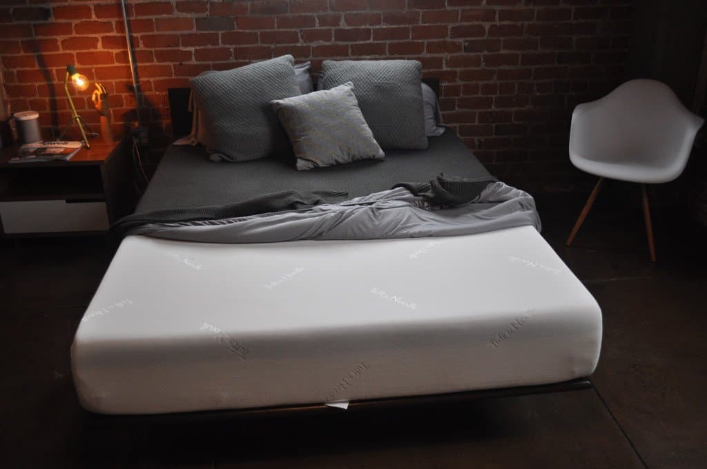 tufts and needle mattress cover