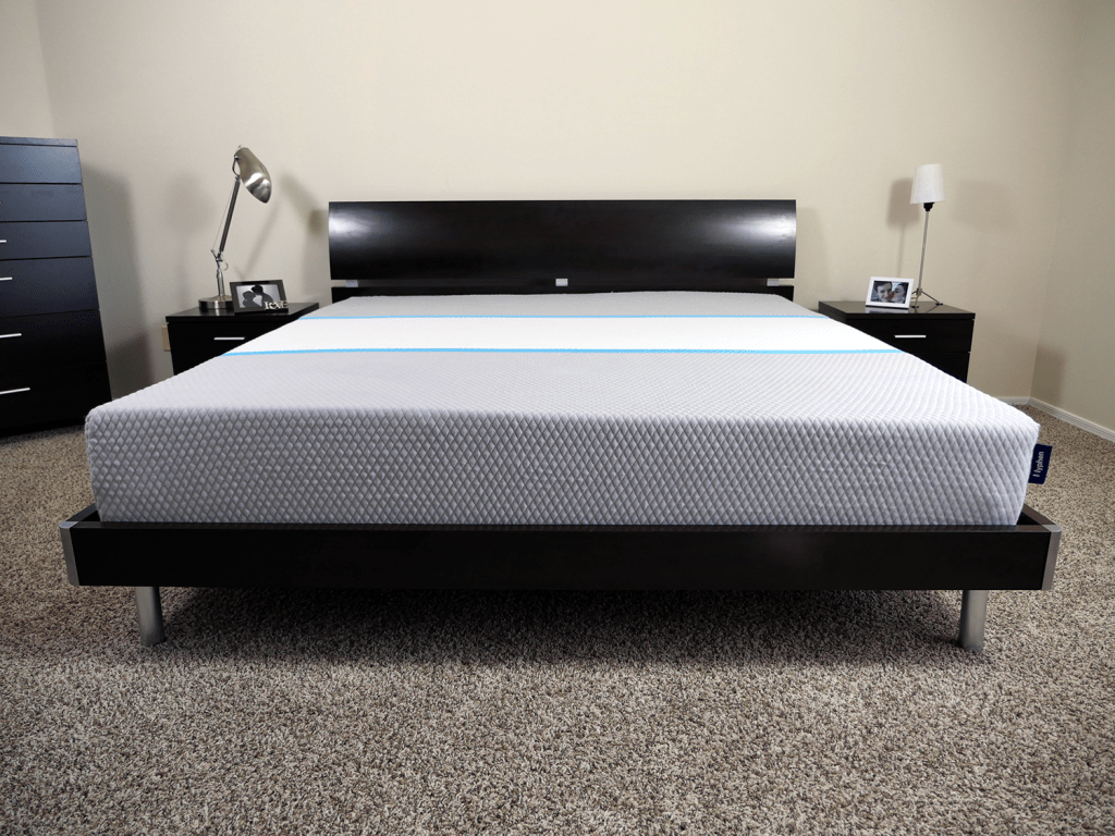 Hyphen mattress, King size, platform bed