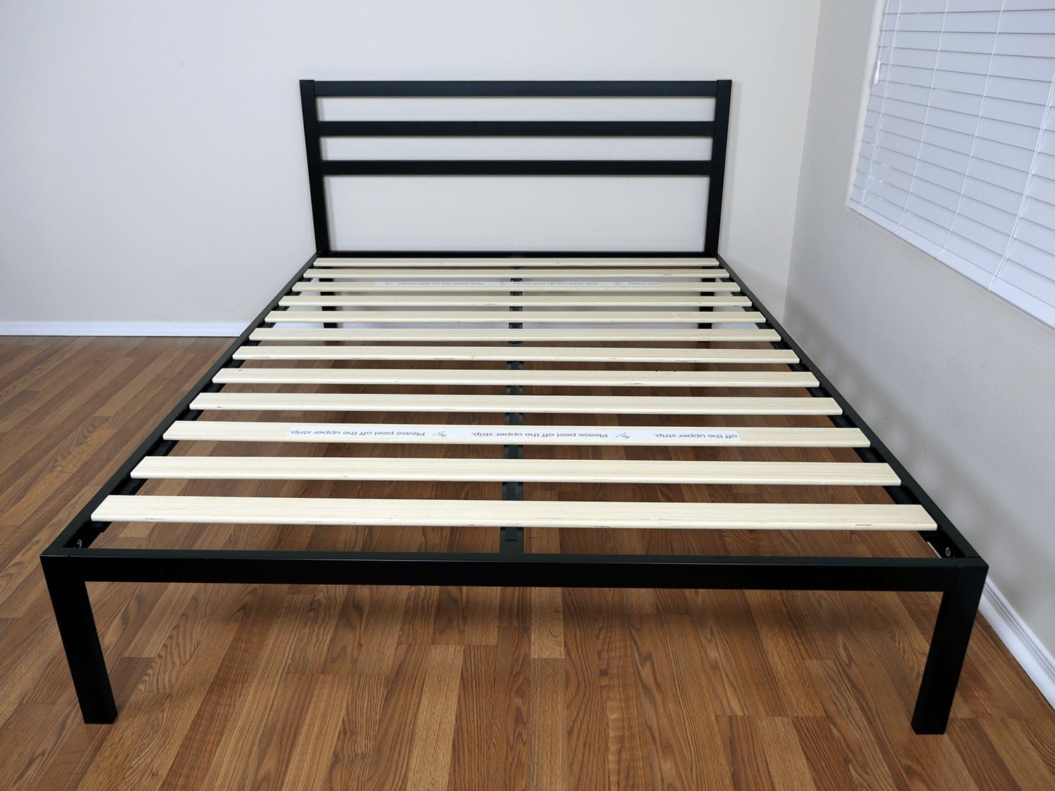 zinus queen bed mattress