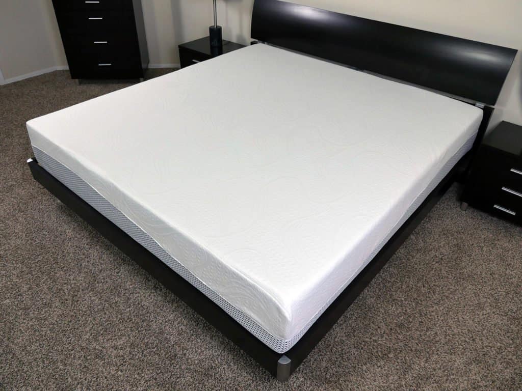 zinus winter cloud memory foam mattress