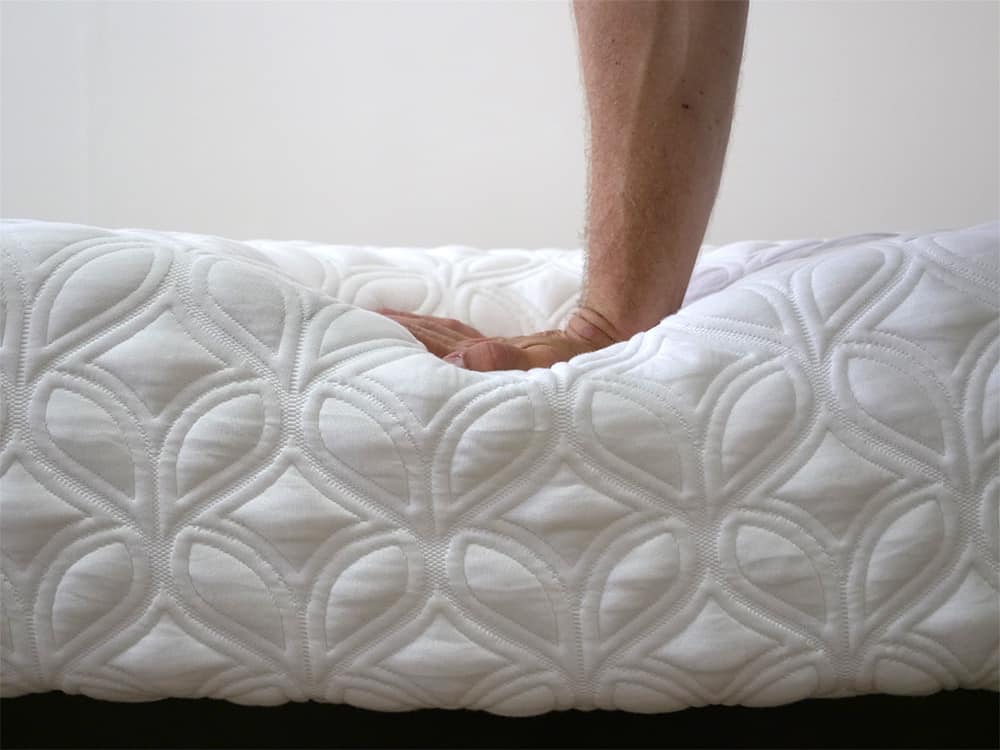 Cocoon mattress hand press