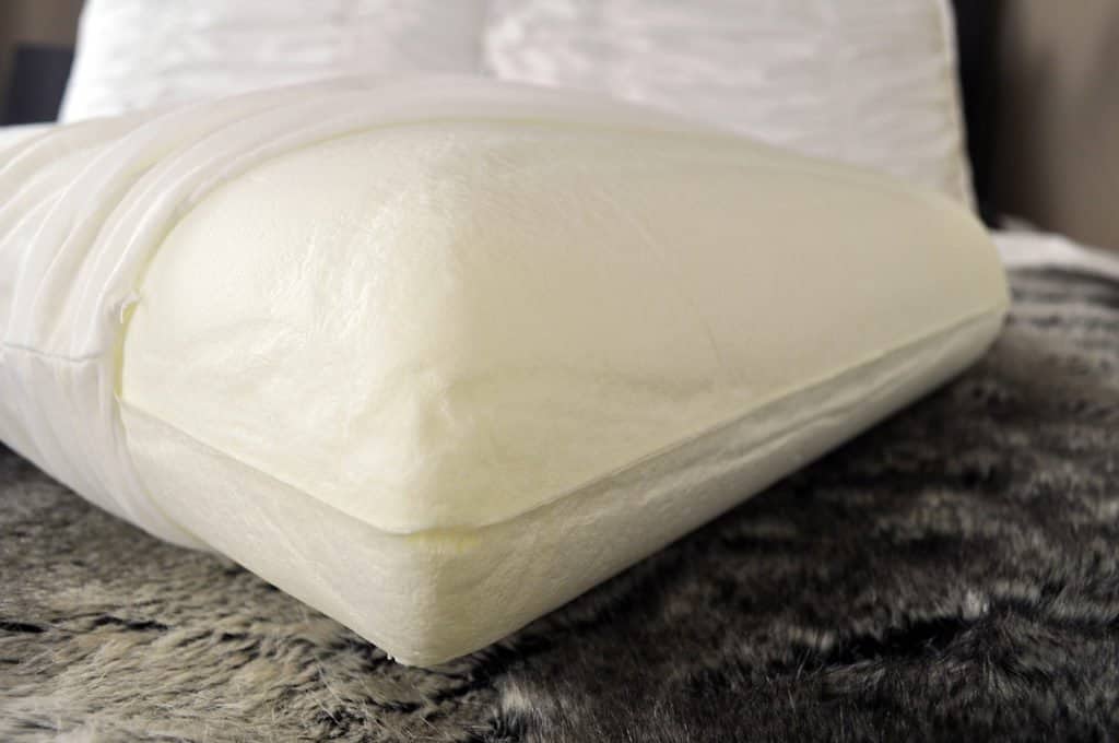 bear pillow review foam
