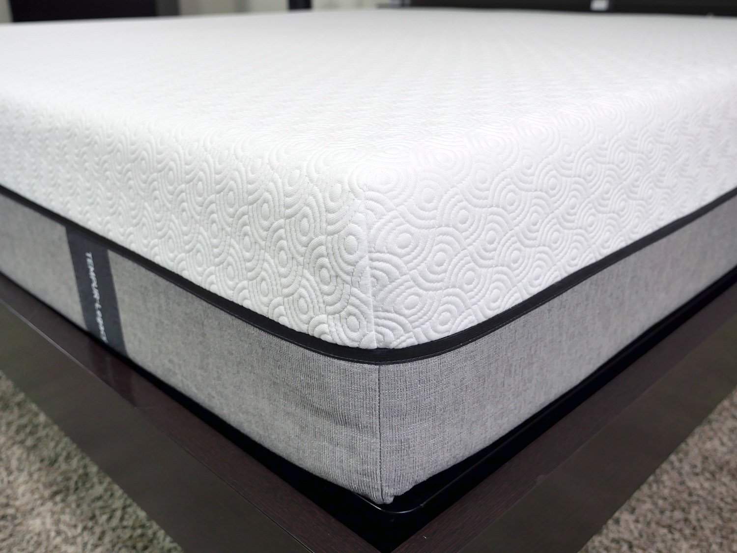 tempurpedic stay cool mattress cover