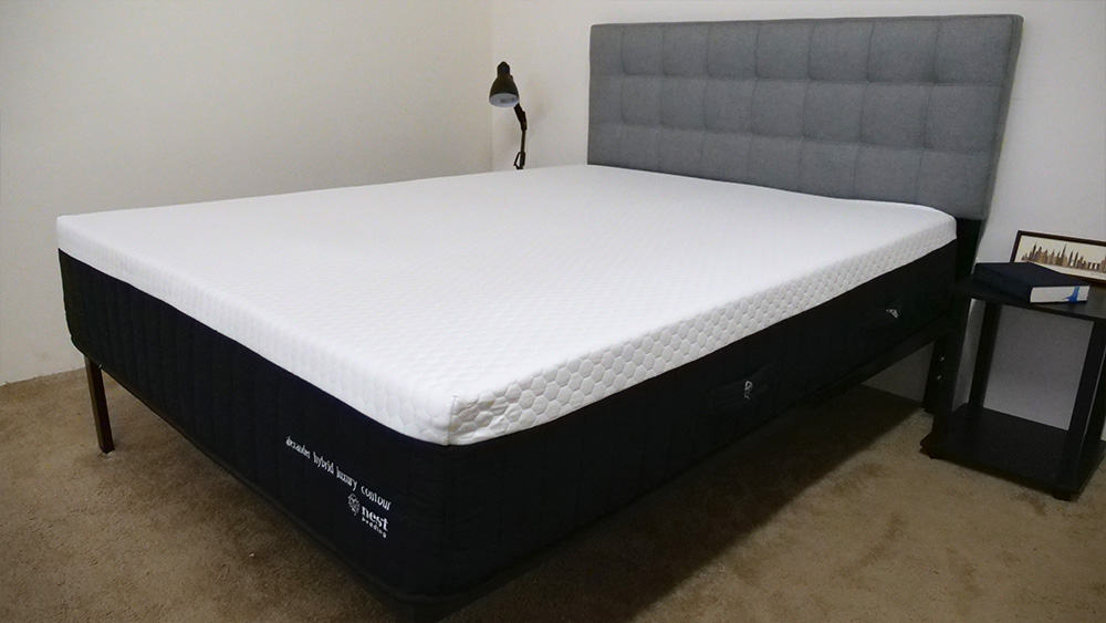 Nest - Alexander Hybrid Contour Mattress Corner