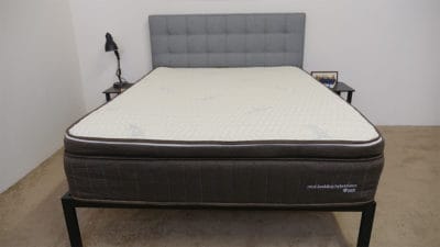 Nest Bedding Hybrid Latex Front View