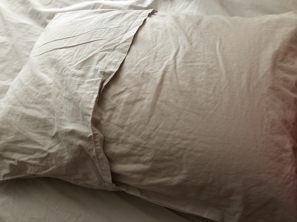 parachute percale pillowcase open back