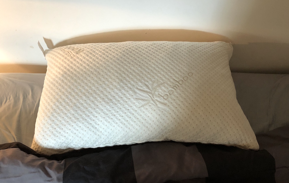 Xtreme Comforts Memory Foam Pillows Made in The USA - Queen Size, Slim  Cooling Pillow for Sleeping on Side, Back & Stomach - Firm and Soft Bed  Pillows