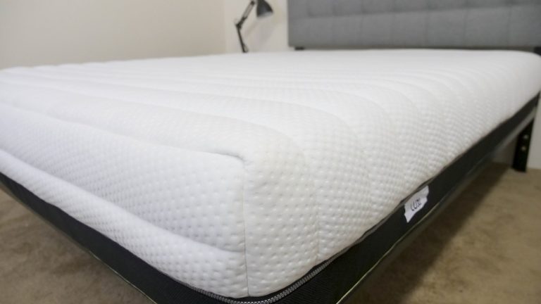 Luxi Mattress Review | Will an Adjustable Bed Find Your Fit?