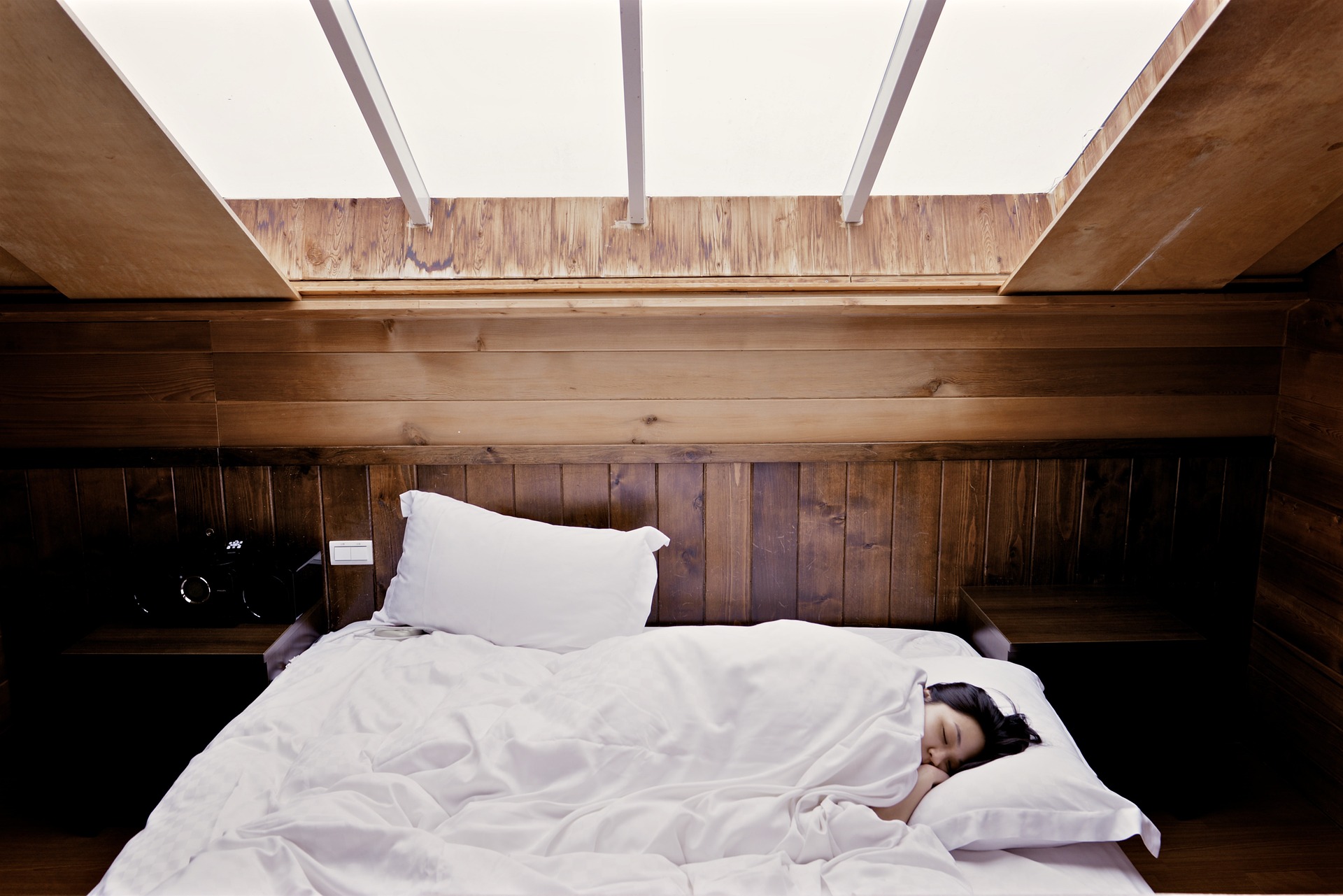 The Benefits of Sleeping in a Dark Room