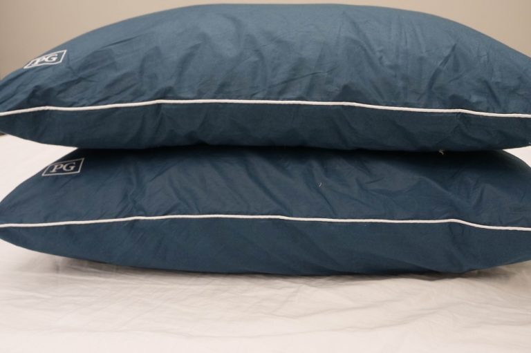 Pillow Guy Down Alternative Pillow Review (2024) Sleepopolis