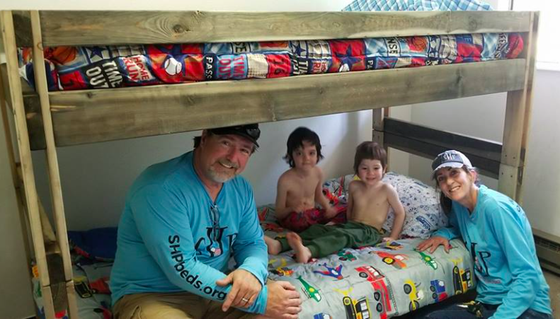 ‘Sleep in Heavenly Peace’ Hosts Bed-Building Event for Children in Oregon