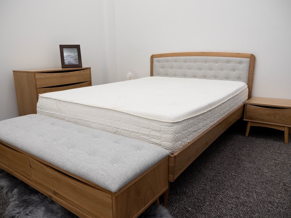 oyster snuggle bed mattress size