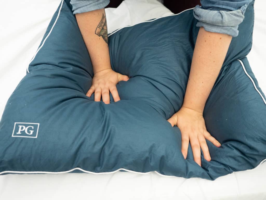 The Best Pillow for Stomach Sleepers Review - List of Our ...