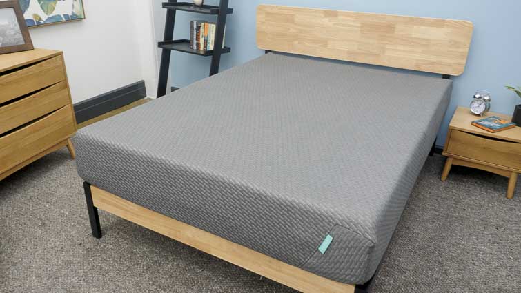 mattress reviews tuft and needle vs mint