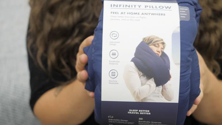  Huzi Infinity Pillow - Home Travel Soft Neck Scarf