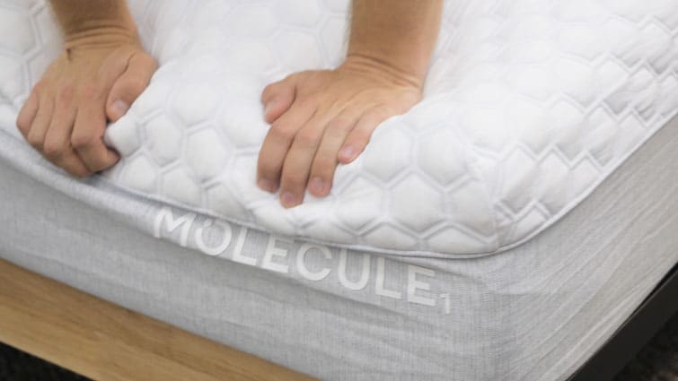 Molecule mattress hand press