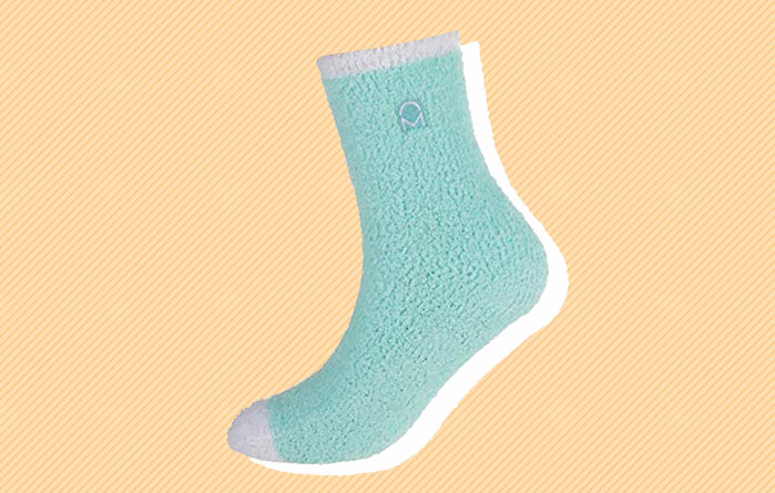 Pembrook Fuzzy Slipper Socks with Grippers for Women and Men - Non Skid  Socks/No Slip Fuzzy Socks  Hospital Socks with Grips for Women and  Hospital Socks for Men with Grips : : Clothing, Shoes & Accessories