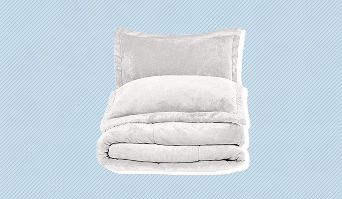 WhiteComforters amazonbasics