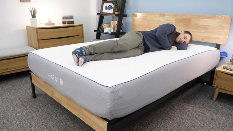 best bed for side sleepers with lower back pain