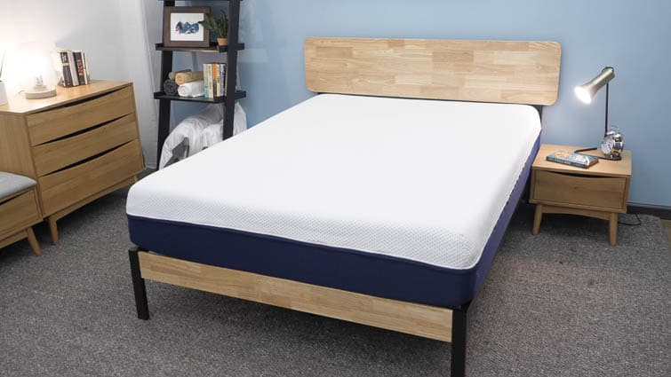 How to Attach a Headboard to an Adjustable Frame - Amerisleep