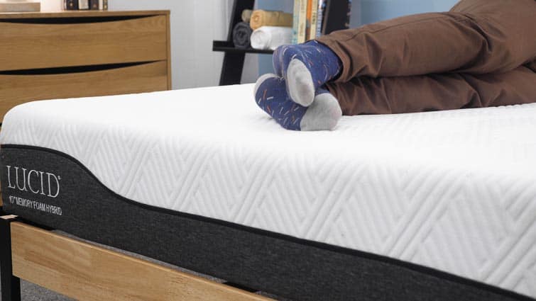 Side sleeping on the Lucid Hybrid mattress