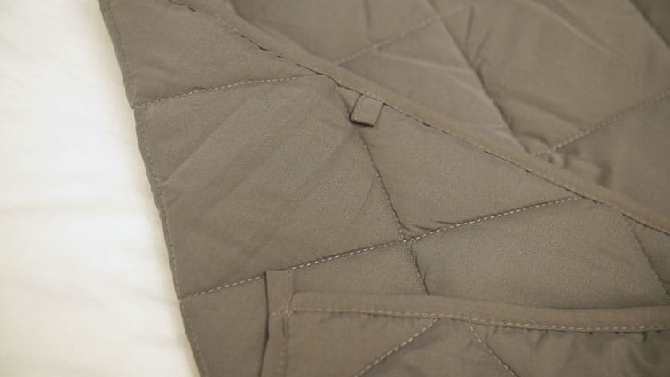 Bear Weighted Blanket Close