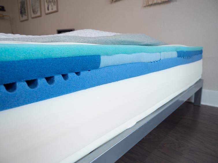 the casper nova hybrid mattress