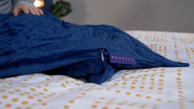 How to wash a gravity blanket hot sale