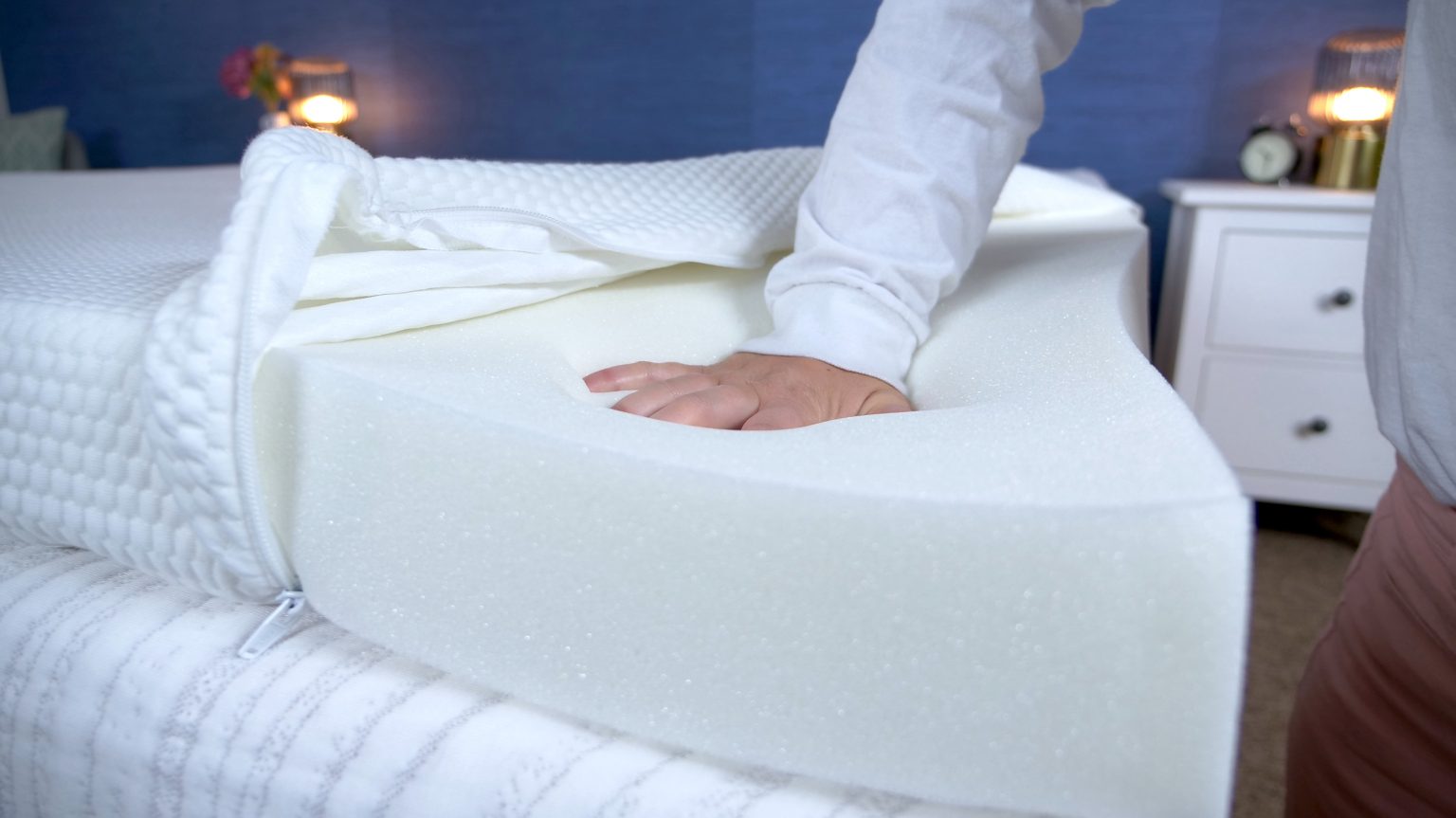 How to Make Your Mattress Softer Sleepopolis (2024)