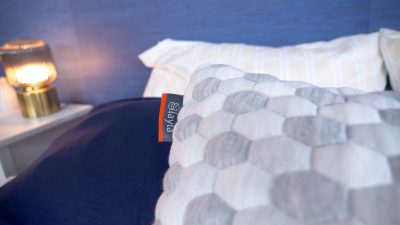 Layla Kapok Pillow Review - Customizable for ANY Kind of Sleeper 