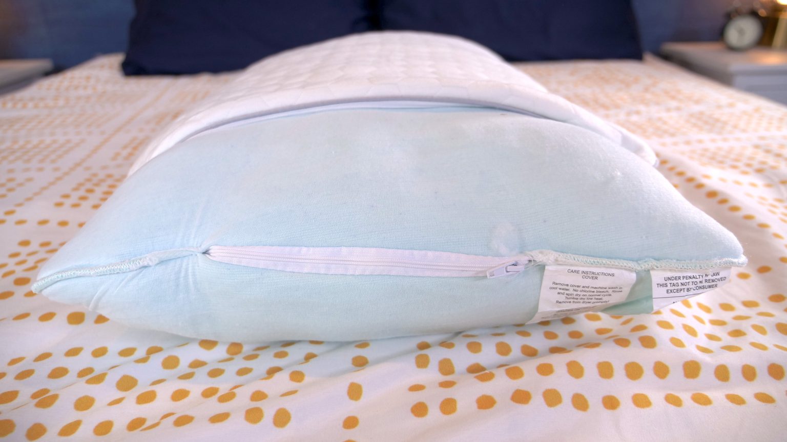 Layla Memory Foam Pillow Review (2024) Sleepopolis