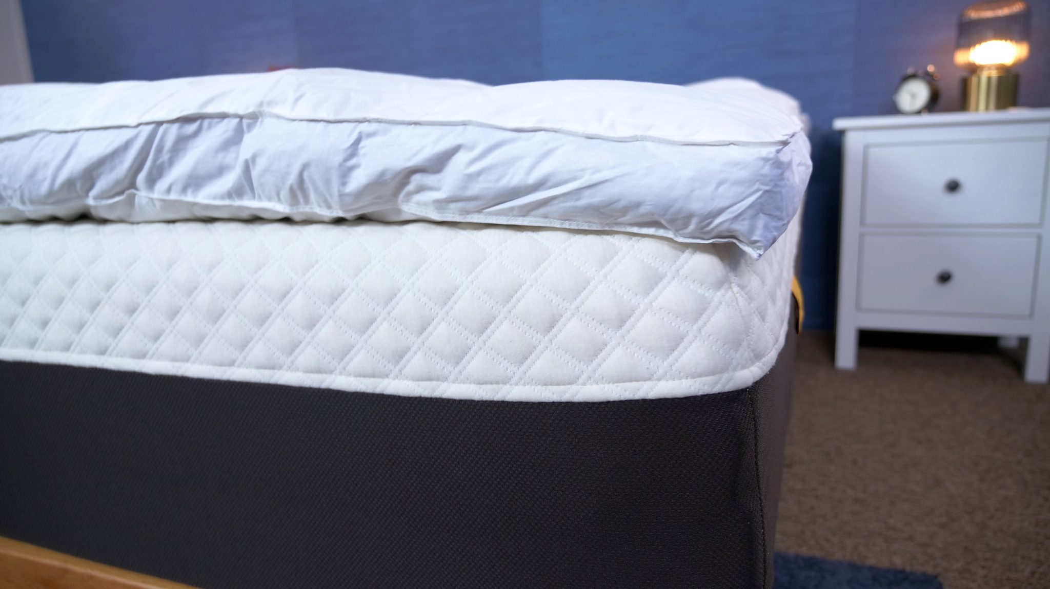 parachute down mattress topper review