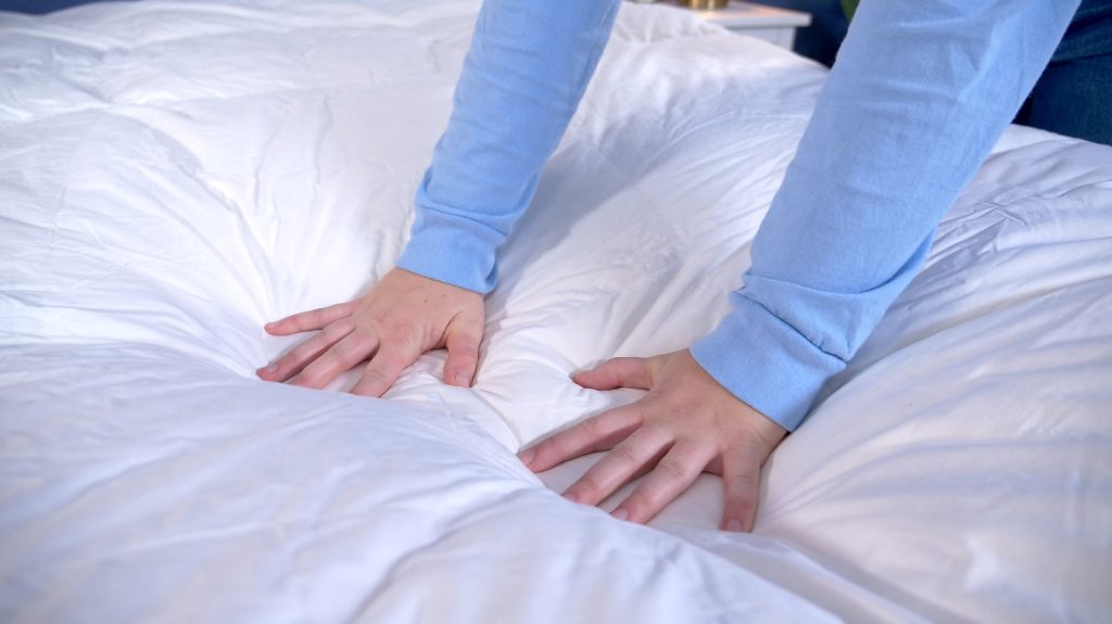 Soft or Firm Mattress Topper: Which Provides Better Sleep Quality?