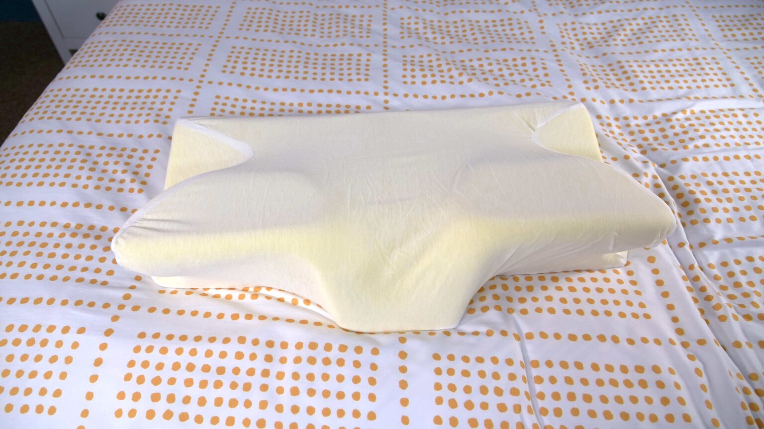 Sutera Dream Deep Pillow Review (2024) Sleepopolis