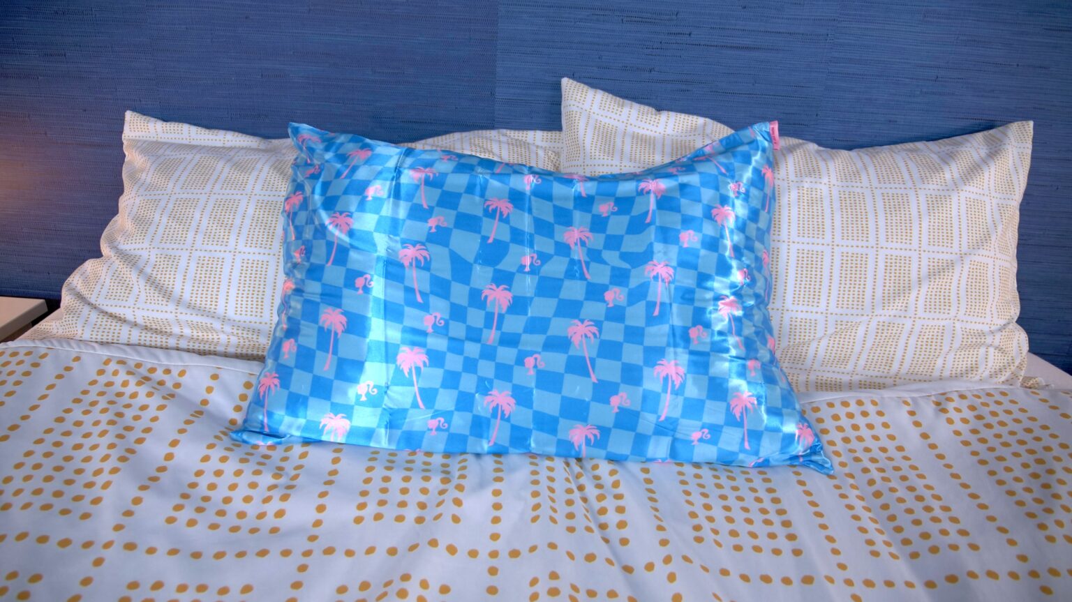 Barbie x Kitsch Satin Pillowcase Review (2024) Sleepopolis