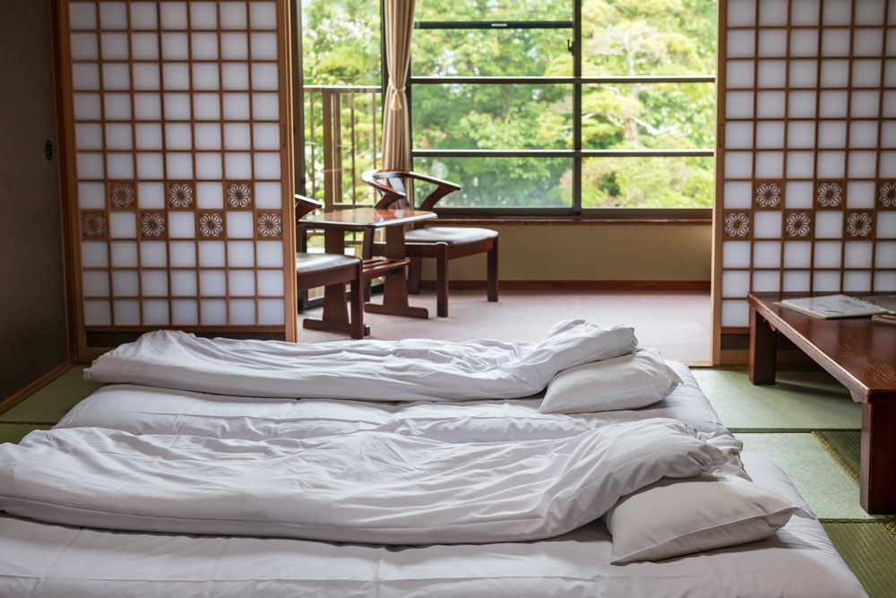 This Family of Four Sleeps on a Traditional Japanese Tatami Mat: Here’s Why It Works