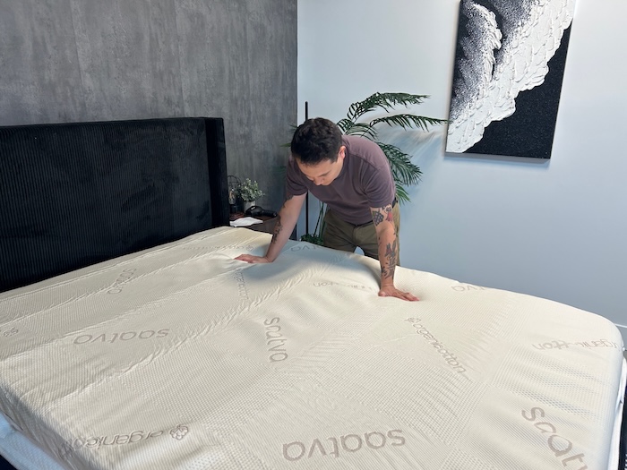 Saatva Graphite Mattress Topper