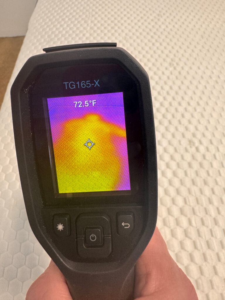 ﻿Thermal imaging of the Brooklyn Bedding Aurora Luxe Mattress after being slept on by our tester