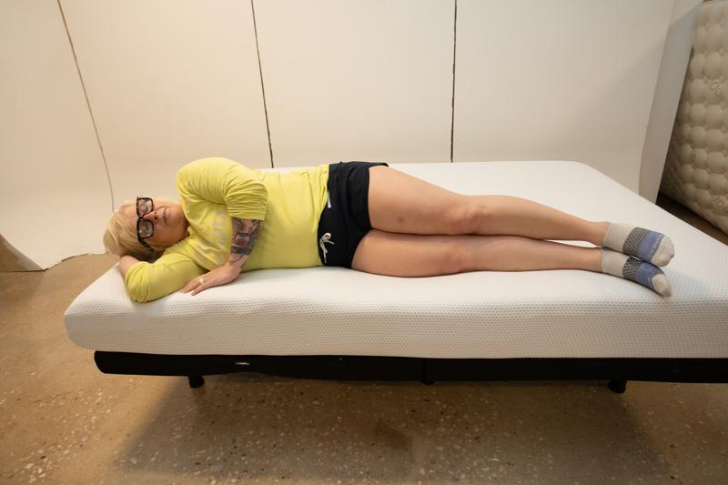 Side Sleeping on the Zinus Green Tea Memory Foam Mattressour tester Side Sleeping on the Zinus Green Tea Memory Foam Mattress